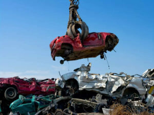 Points to take into consideration while selecting a scrap vehicle removal