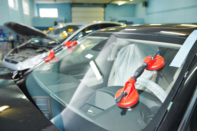  How to Choose the Best Provider of Car Window Repairs