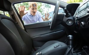 How Roadside Assistance Services Can Save You in a Vehicle Emergency